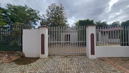 1 Bedroom Apartment in Vredendal