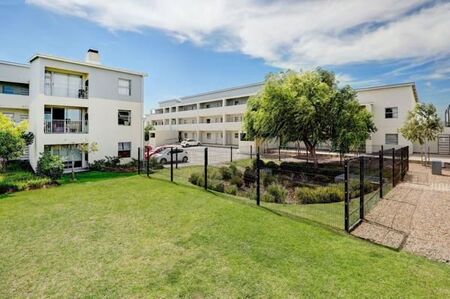 2 Bedroom Apartment in Langeberg Ridge