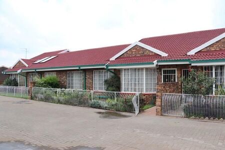 2 Bedroom Townhouse in Three Rivers North