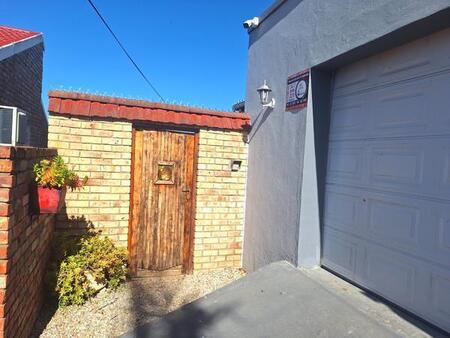 2 Bedroom House in Strelitzia Park
