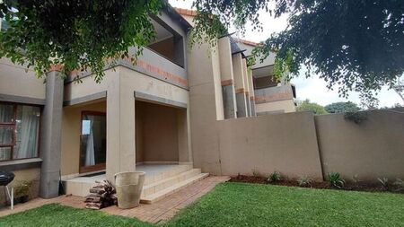 2 Bedroom townhouse - sectional to rent in Bendor, Polokwane