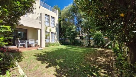 2 Bedroom apartment to rent in Paulshof, Sandton