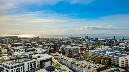 2 Bedroom apartment to rent in De Waterkant, Cape Town