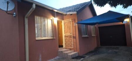 3 Bedroom House in Kamagugu