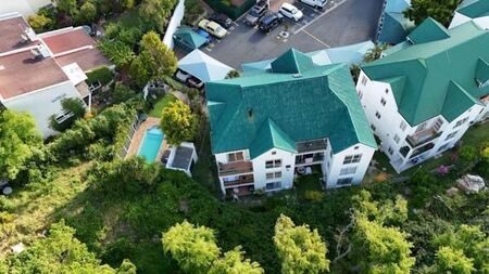 2 Bedroom Apartment in Scott Estate