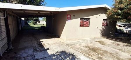 2 Bedroom House in Umtentweni