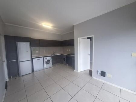 1 Bedroom Apartment in Modderfontein