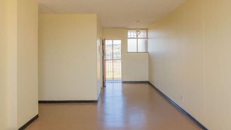 1 Bedroom Apartment in Kwaggasrand