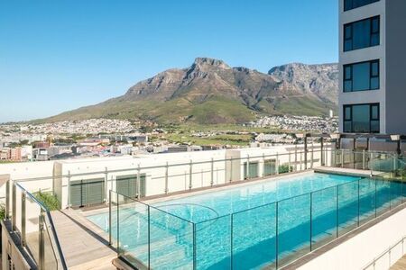 1 Bedroom apartment to rent in Foreshore, Cape Town