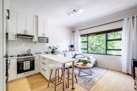1 Bedroom apartment to rent in Harfield Village, Cape Town