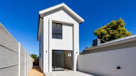 2 Bedroom duplex townhouse - freehold to rent in Groenvlei, Paarl