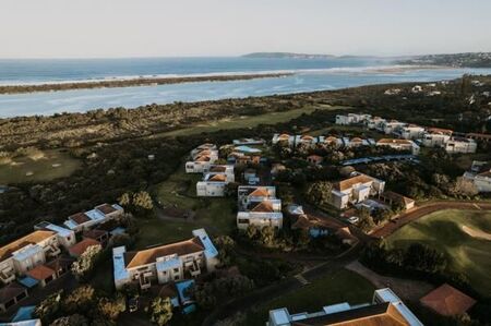 2 Bedroom Apartment in Goose Valley Golf Estate
