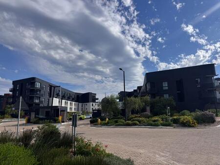 1 Bedroom Apartment in Century City
