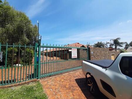 2 Bedroom Apartment in Doornpoort
