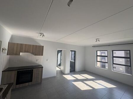 2 Bedroom Apartment in Athlone Park