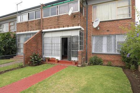 2 Bedroom Flat in Dunnottar