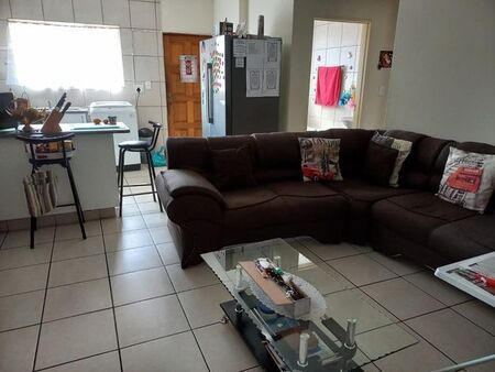 2 Bedroom apartment to rent in Brenthurst, Brakpan