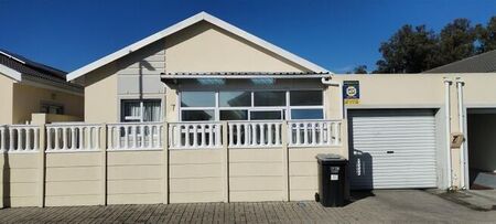 3 Bedroom house to rent in Hagley, Kuils River