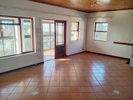3 Bedroom Apartment in Muizenberg