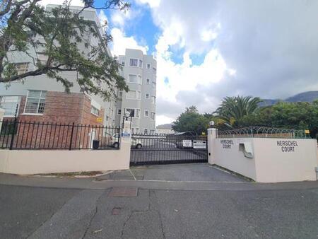 1 Bedroom Apartment in Claremont Upper