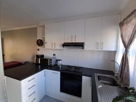1 Bedroom Apartment in Ferndale