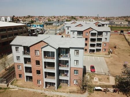 2 Bedroom Apartment in Cosmo City
