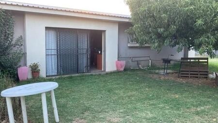 3 Bedroom House in Riverpark