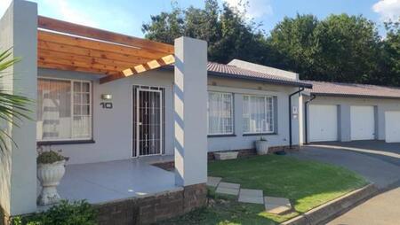 2 Bedroom Townhouse in Meyerton Central