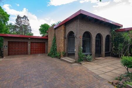 4 Bedroom House in Heidelberg Central