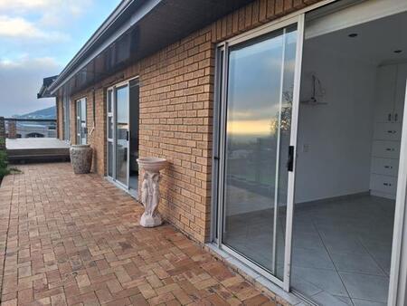 1 Bedroom Apartment in Plattekloof