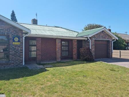 4 Bedroom House in Matroosfontein