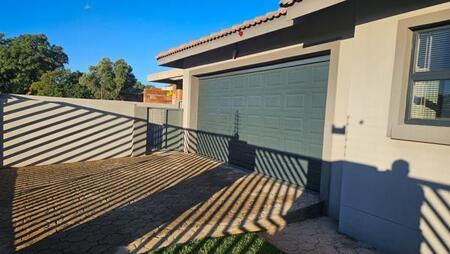 3 Bedroom House in El Toro Park