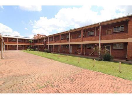1.5 Bedroom Flat in Casseldale