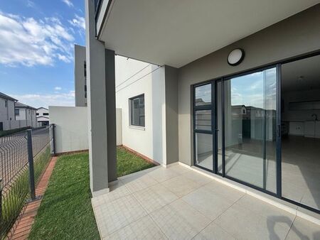 2 Bedroom apartment to rent in Wilgeheuwel, Roodepoort