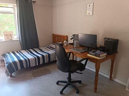 3 Bedroom apartment to rent in Rosebank, Cape Town