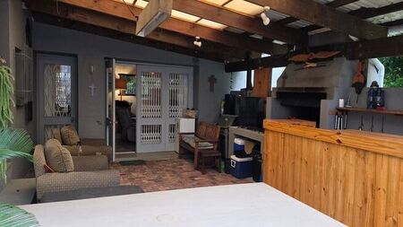3 Bedroom house to rent in Bowtie, Plettenberg Bay