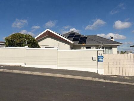 3 Bedroom house to rent in Avondale, Parow