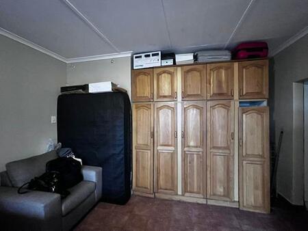 1 Bedroom House in Brindhaven