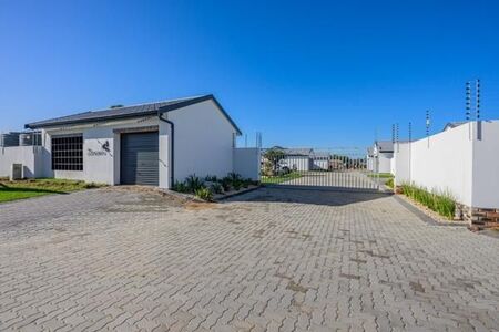 2 Bedroom Townhouse in Lorraine