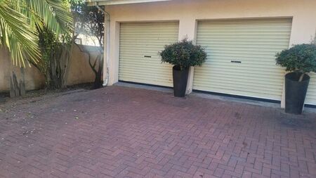 1 Bedroom bachelor to rent in Rembrandt Park, Johannesburg