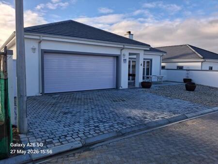 3 Bedroom House in Yzerfontein