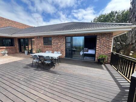 3 Bedroom House in Chintsa East