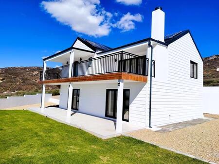 3 Bedroom House in Steenbergs Cove