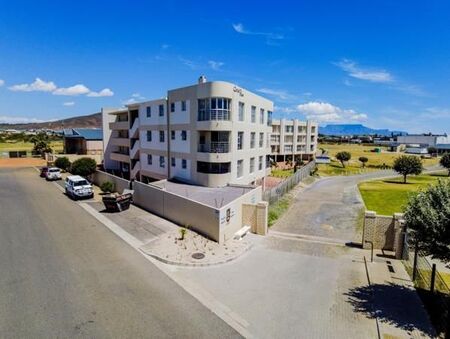 1 Bedroom Apartment in Melkbosstrand