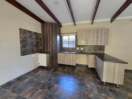 1 Bedroom Apartment in Lydenburg