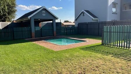 2 Bedroom Apartment in Brentwood