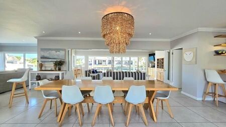 4 Bedroom House in St Francis Bay Village