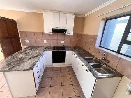 2 Bedroom Apartment in Aston Bay