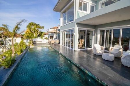 4 Bedroom House in St Francis Bay Village