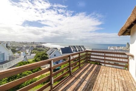4 Bedroom House in St Francis Bay Village